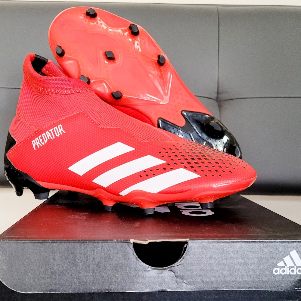 BRAND NEW Adidas Laceless Soccer Cleats